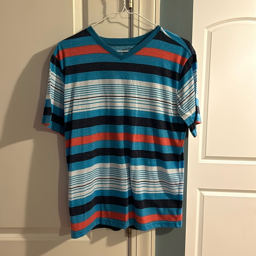 Large Red Camel Short Sleeve Shirt. Super Soft.